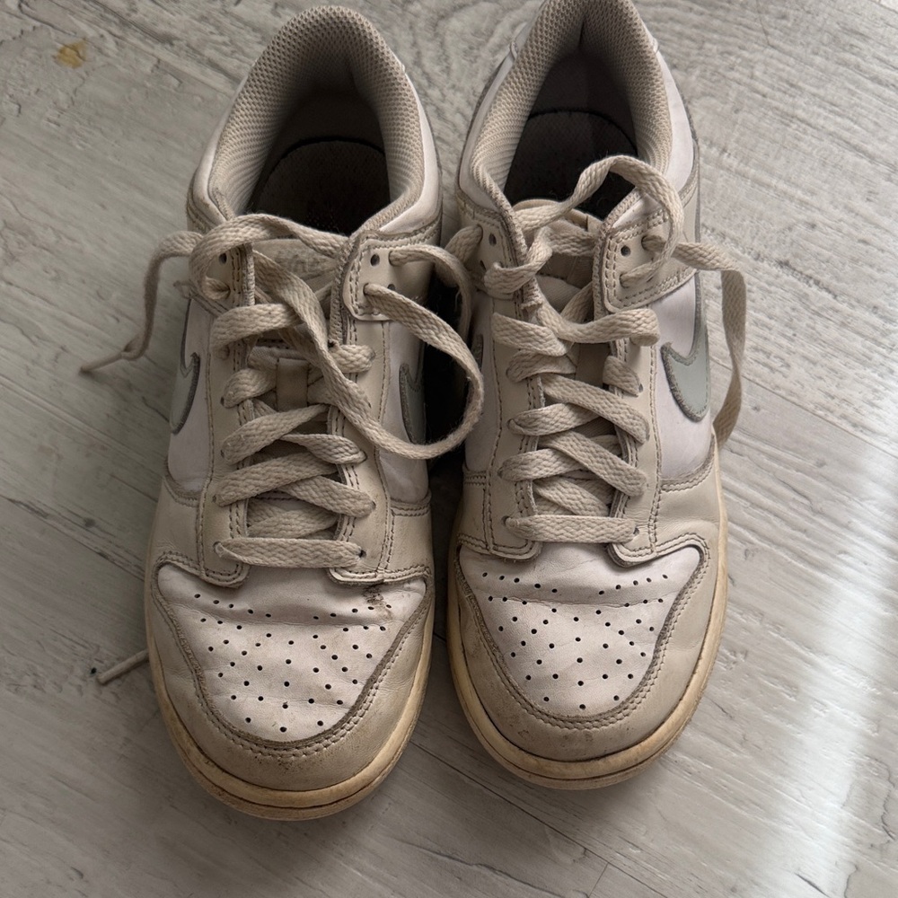 Nike Women's Cream & White Low-Top Lace-Up Sneakers